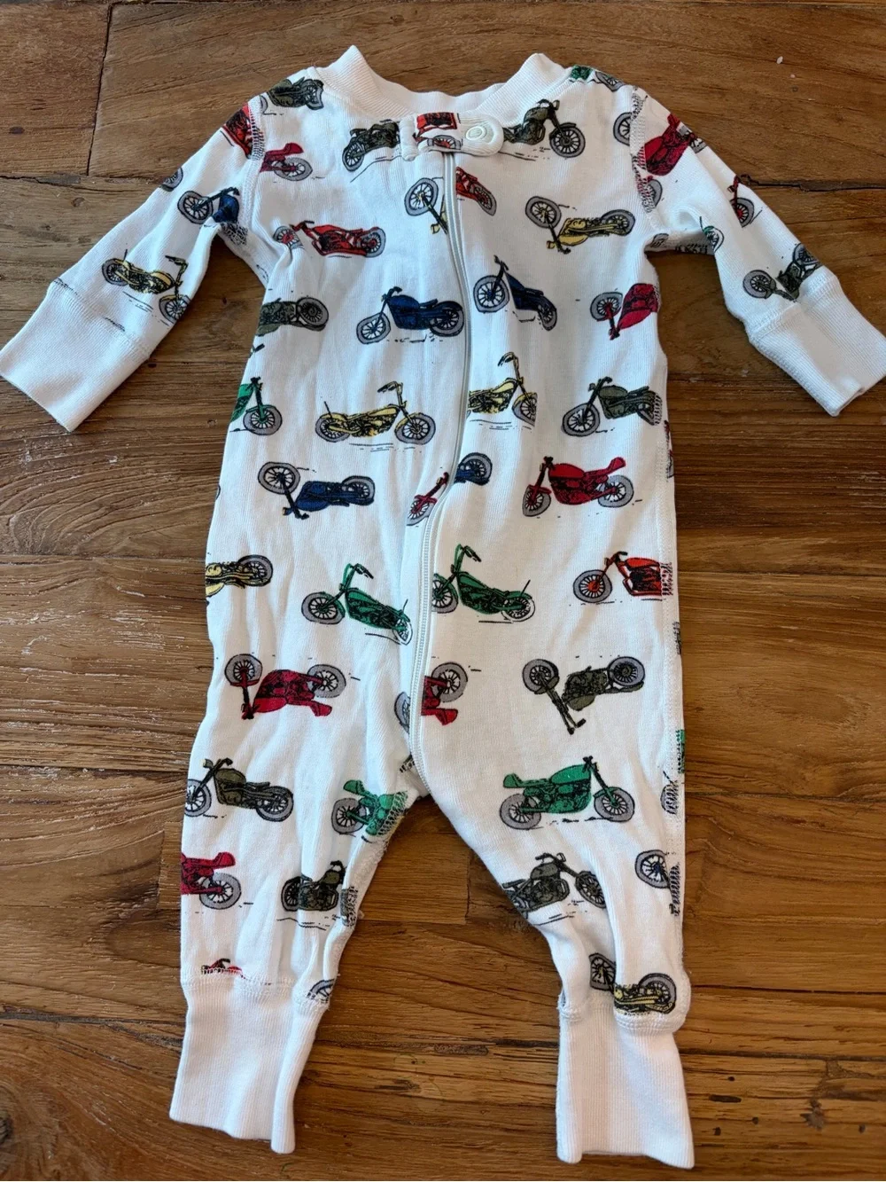 Hannah Andersson White Baby One-Piece Pajamas with Multicolor Motorcycle Print